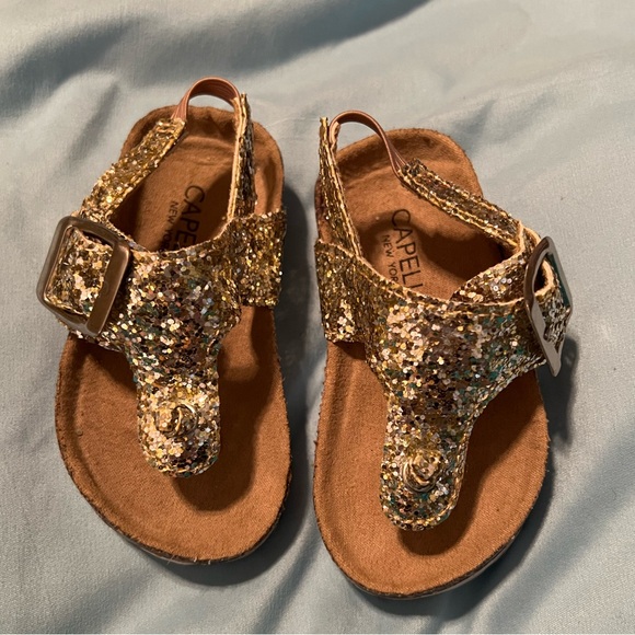 Capelli New York Gold Glitter Sandals - Picture 1 of 6